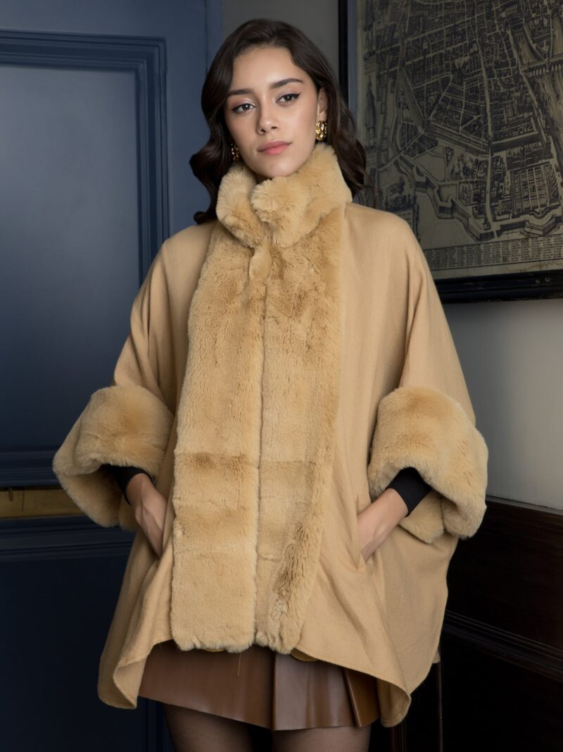 Logan Cape - Camel