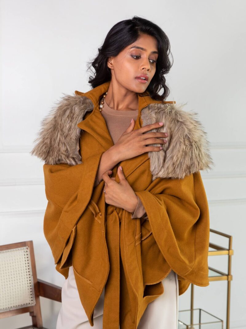Saz Cape - Ochre
