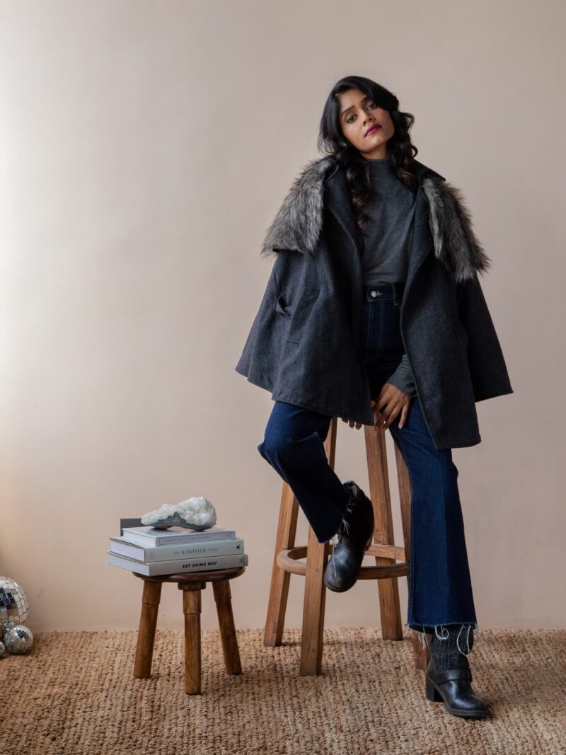 Saz Cape - Gray